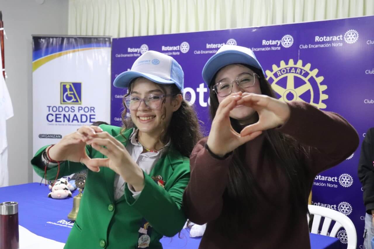 Dara y Jailin, socias del club.